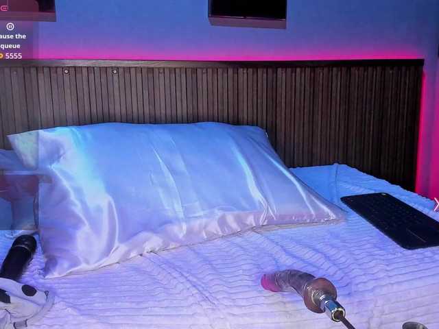 Kallen-kozuky's BongaCams show and profile