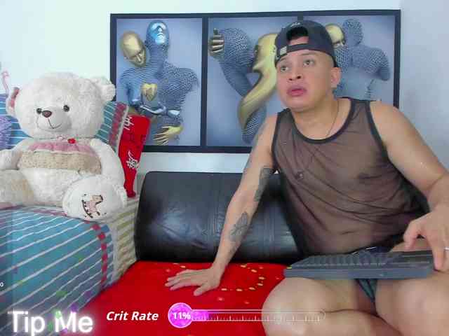 Angeline_yampoll webcam