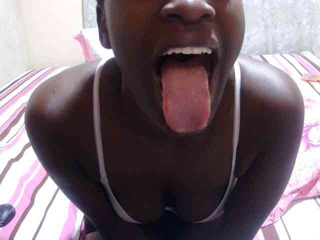 slender-sweet Live Webcam on BongaCams