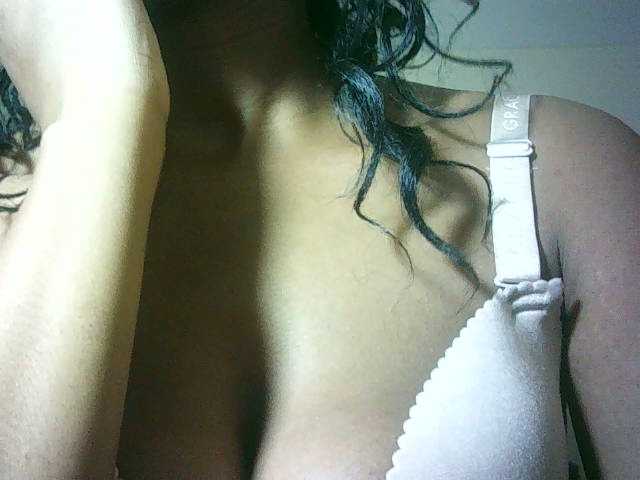 Daydiamond webcam bongacams model stream image