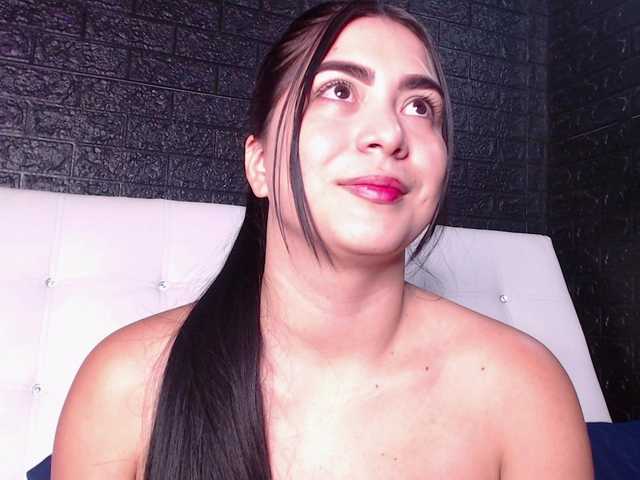 SweetMoniica's BongaCams show and profile