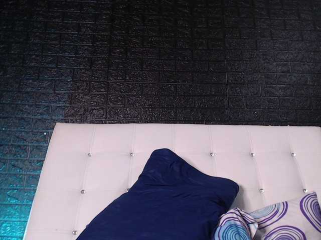 SweetMoniica's BongaCams show and profile