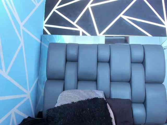 SweetMoniica's webcam live show
