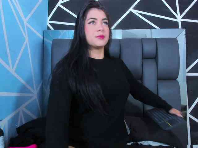 SweetMoniica