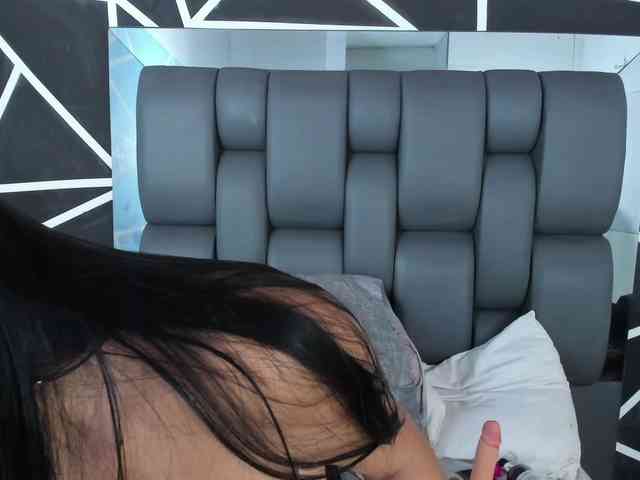 xxx webcam SweetMoniica