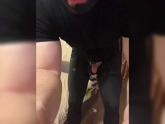 модель MadmenLovers