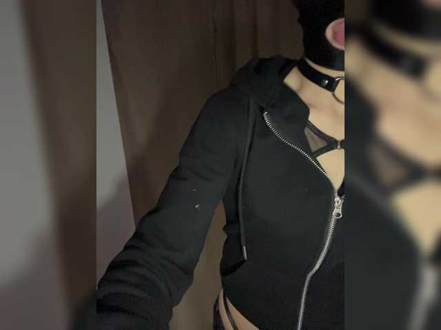 MadmenLovers's BongaCams show and profile