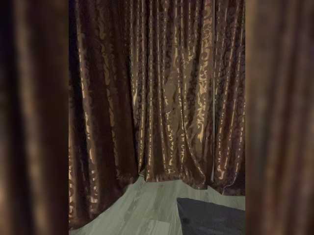 MadmenLovers's BongaCams show and profile