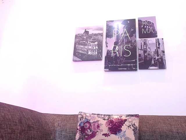 Bigbootymia's BongaCams show and profile