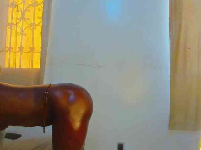 Lilyusk11 webcam