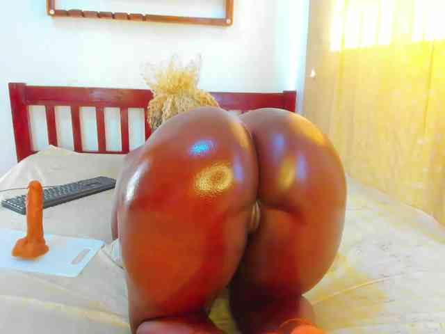 Lilyusk11 webcam