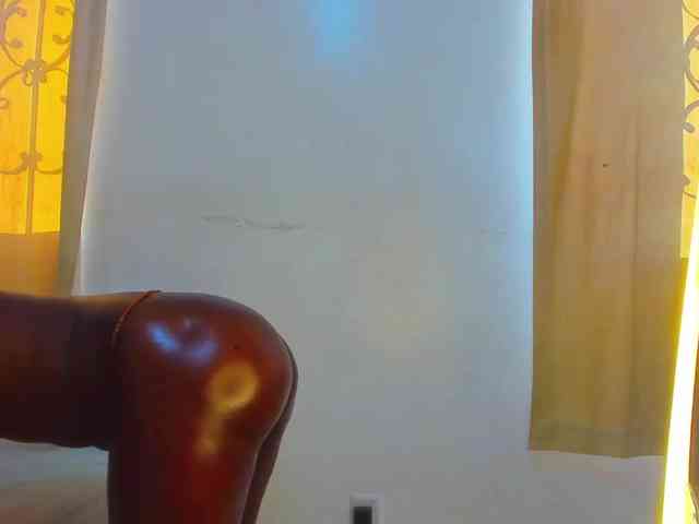 Lilyusk11 webcam