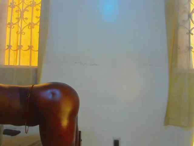 Lilyusk11 webcam