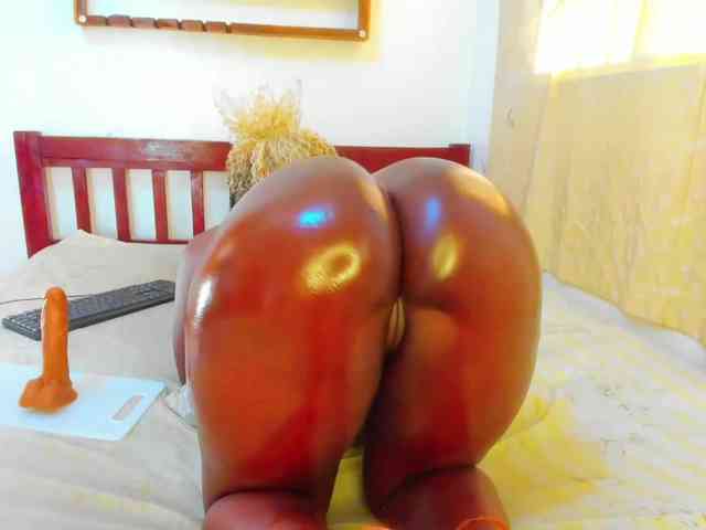 Lilyusk11 webcam