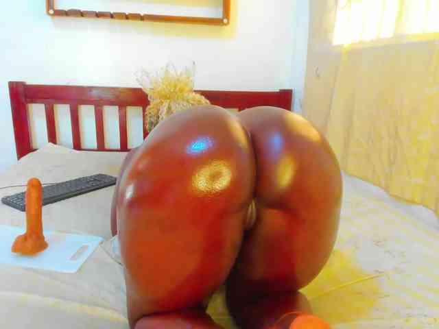 Lilyusk11 webcam