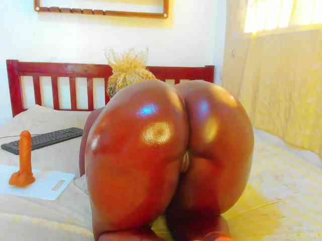 Lilyusk11 webcam