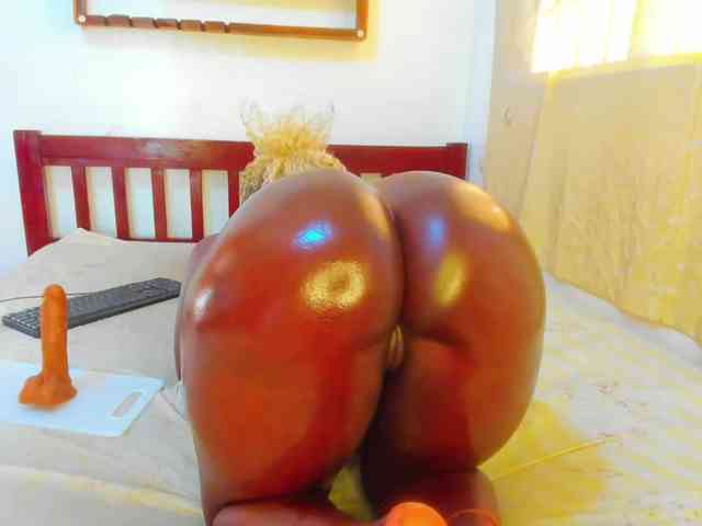 Lilyusk11 webcam