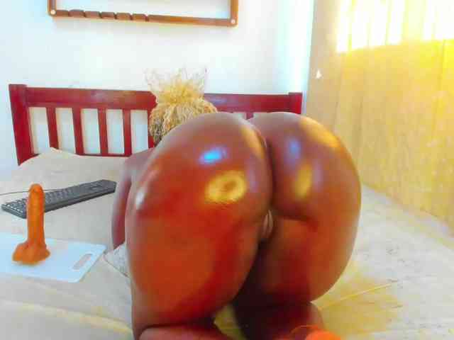 Lilyusk11 webcam
