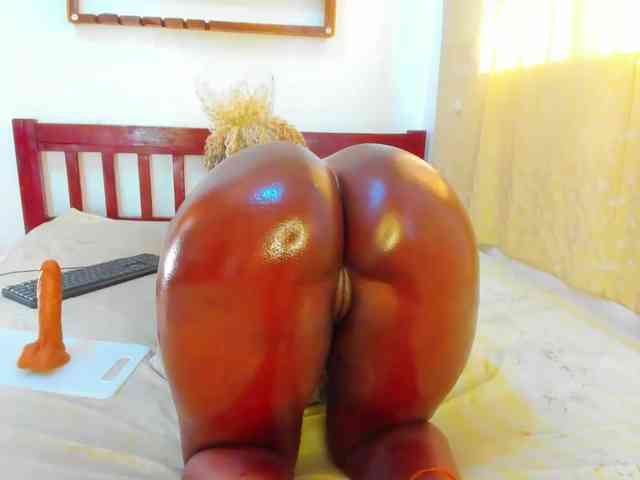 Lilyusk11 webcam