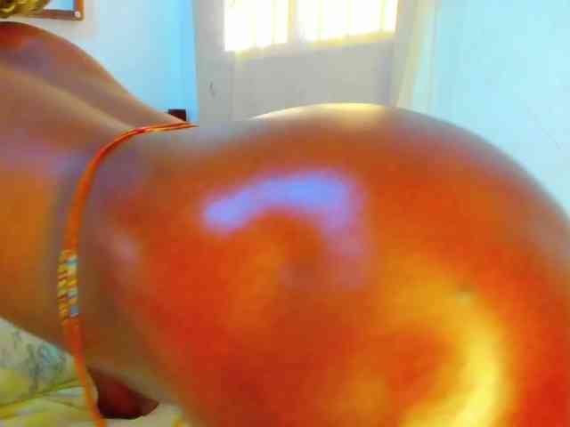 Lilyusk11 webcam
