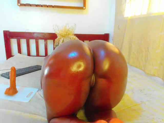 Lilyusk11 webcam