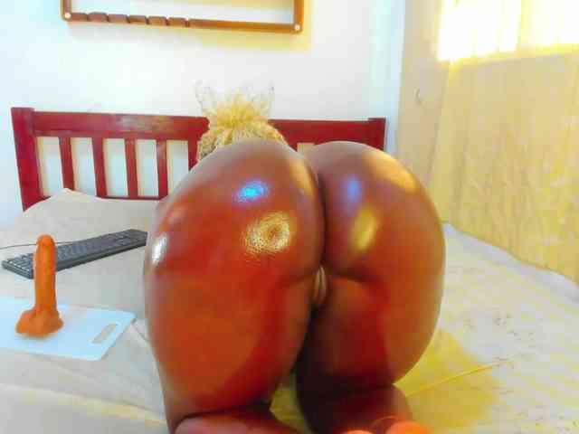 Lilyusk11 webcam