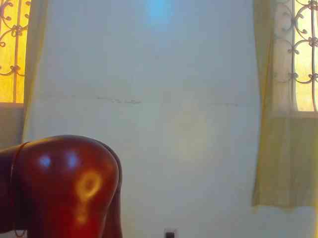 Lilyusk11 webcam