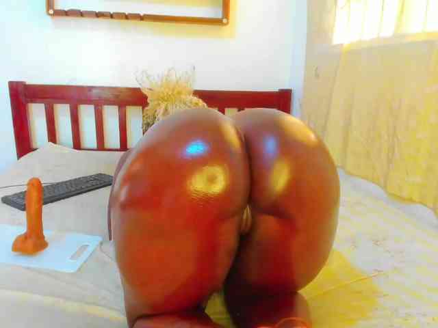 Lilyusk11 webcam