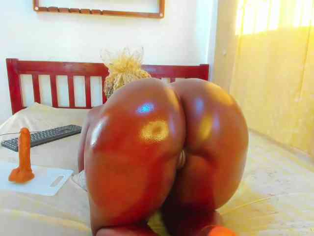 Lilyusk11 webcam