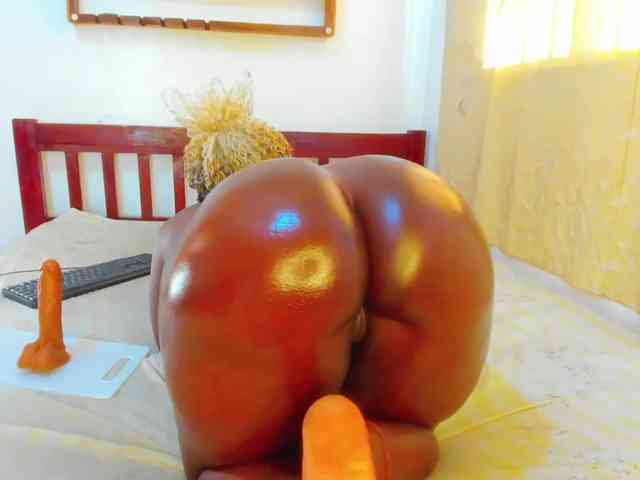 Lilyusk11 webcam