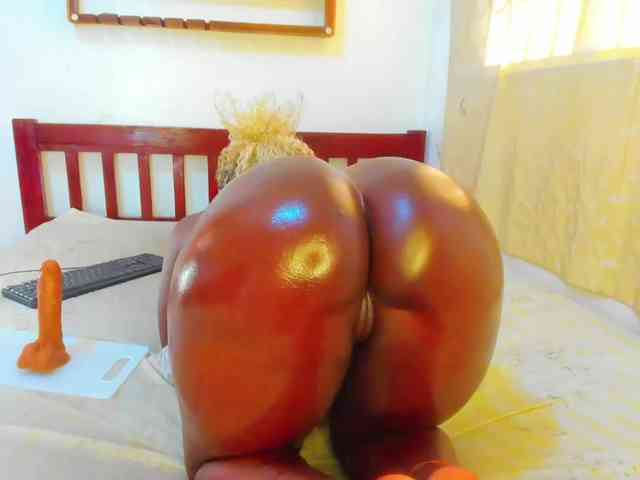 Lilyusk11 webcam