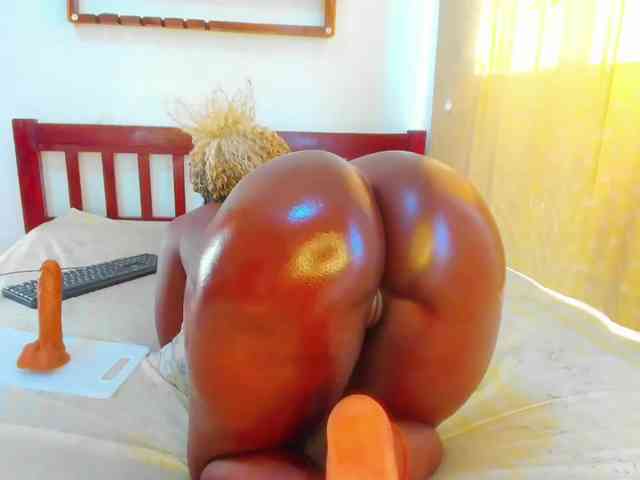 Lilyusk11 webcam