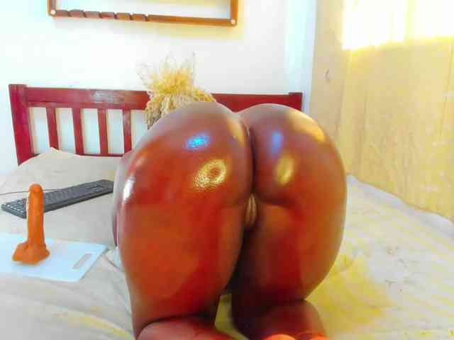 Lilyusk11 webcam