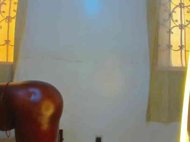 Lilyusk11 webcam