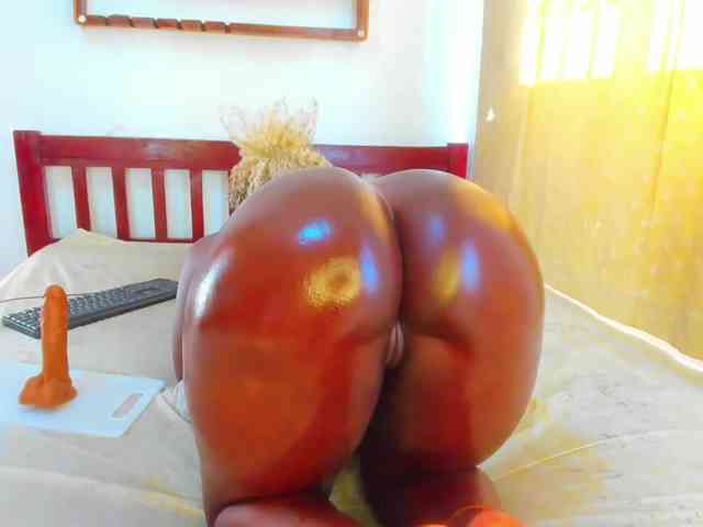 Lilyusk11 webcam