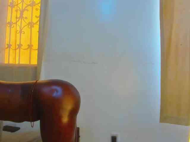 Lilyusk11 webcam