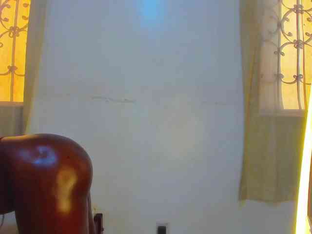 Lilyusk11 webcam