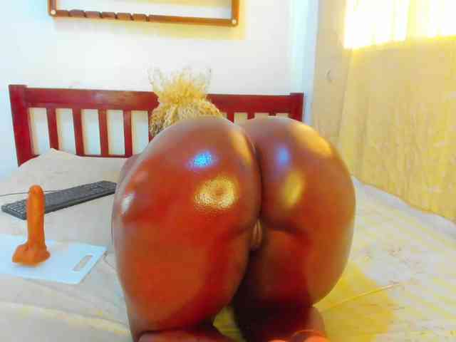 Lilyusk11 webcam