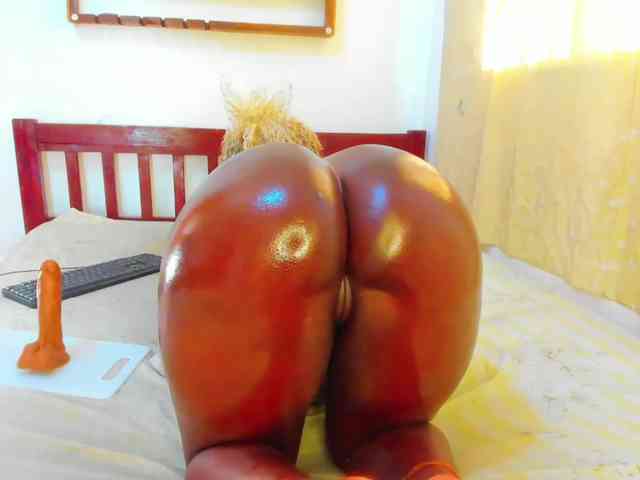 Lilyusk11 webcam
