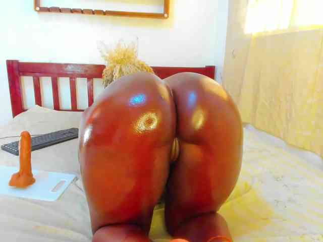 Lilyusk11 webcam