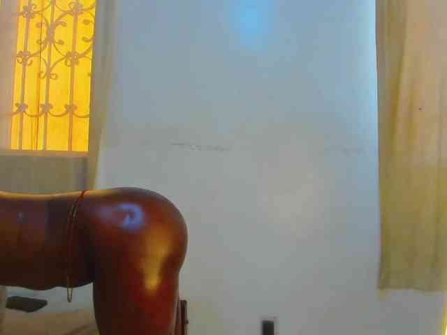Lilyusk11 webcam