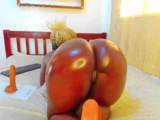Lilyusk11 webcam