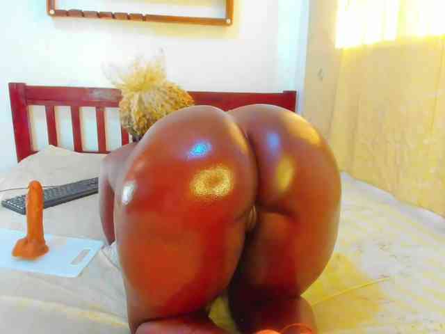 Lilyusk11 webcam