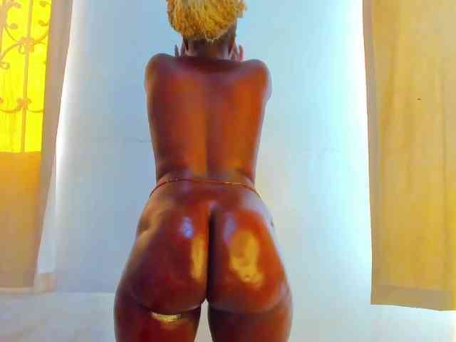 Lilyusk11 webcam