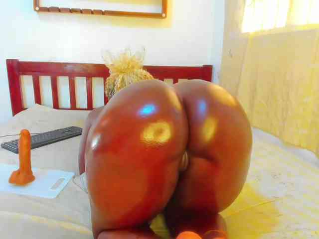 Lilyusk11 webcam