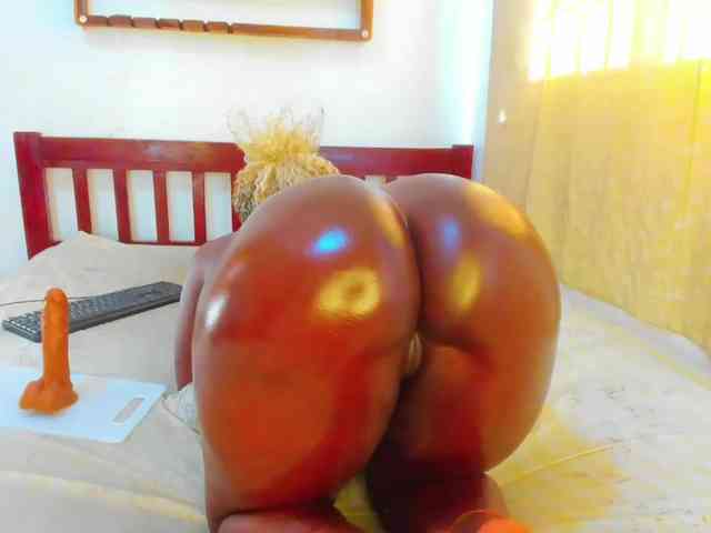 Lilyusk11 webcam