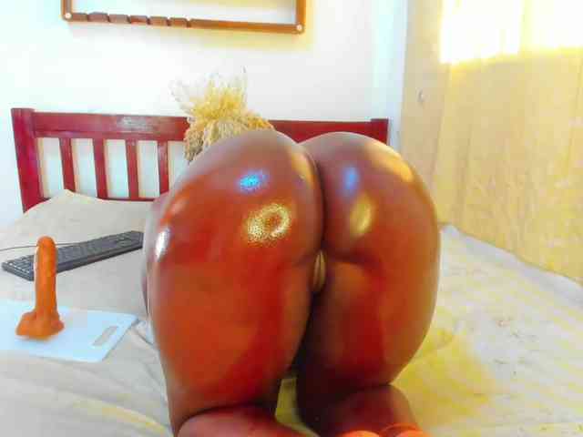 Lilyusk11 webcam