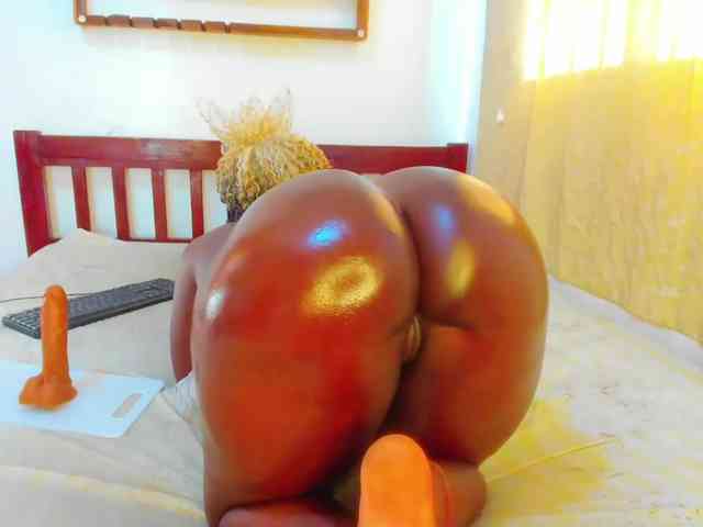 Lilyusk11 webcam