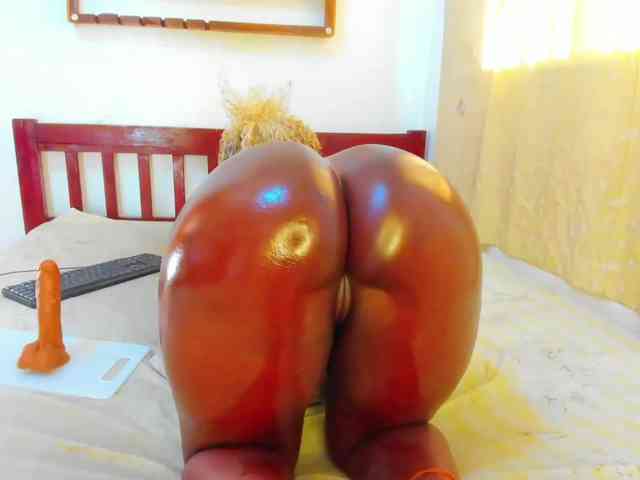Lilyusk11 webcam
