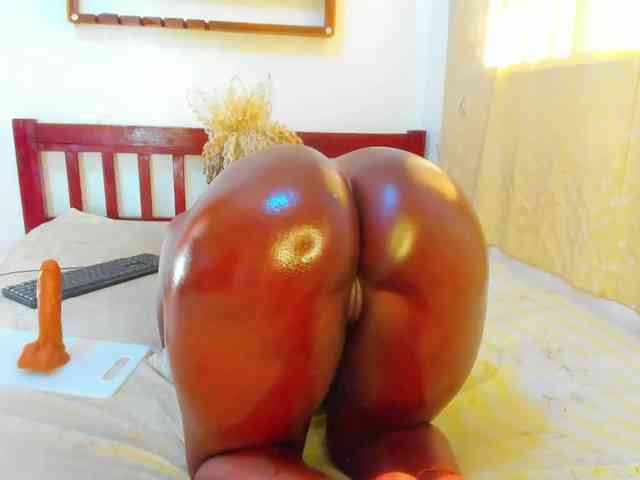 Lilyusk11 webcam